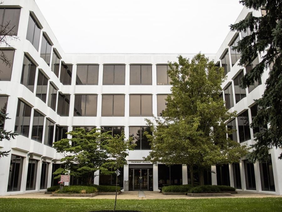 2600 Philmont Avenue, Huntingdon Valley Office Space For Sale